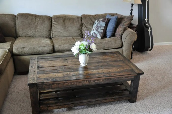 Diy pallet coffee table