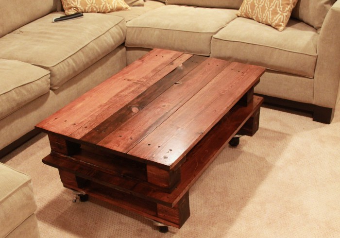 Diy pallet coffee table